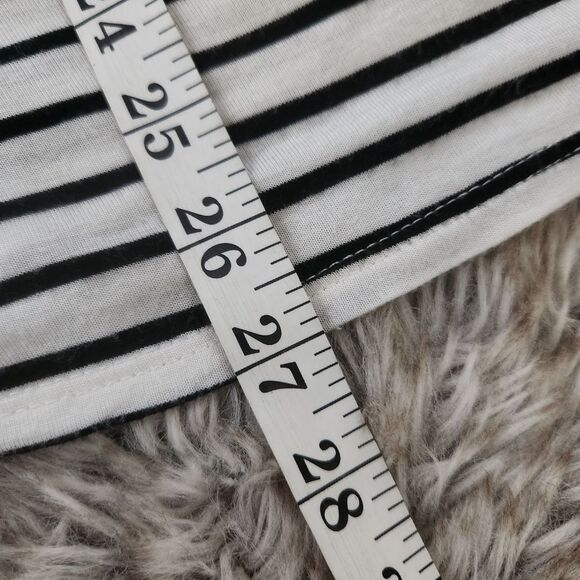 Sew in Love Black and White Striped Shirt Sleeve T-shirt Women's Size Small - Picture 9 of 9